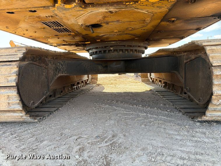 image for item FC0485 2007 Caterpillar 320D excavator