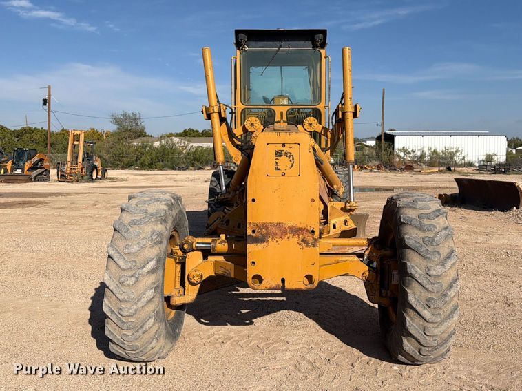 image for item FC0486 Dresser motor grader