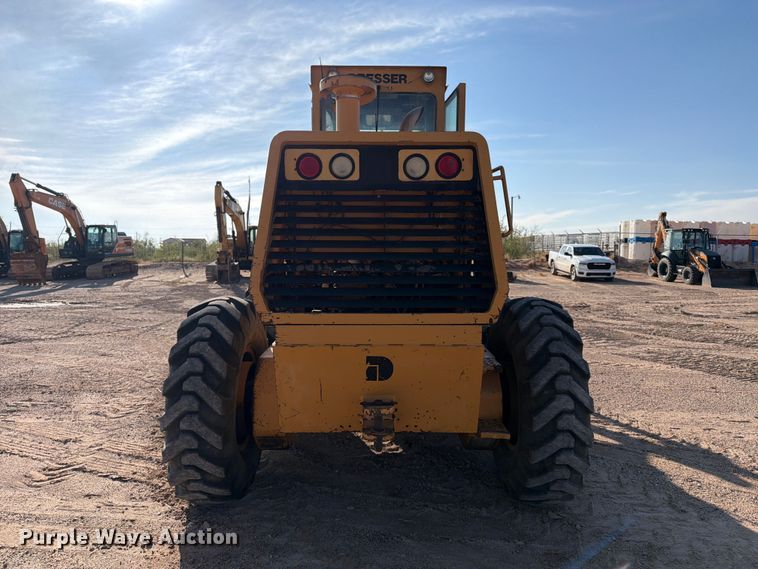 image for item FC0486 Dresser motor grader