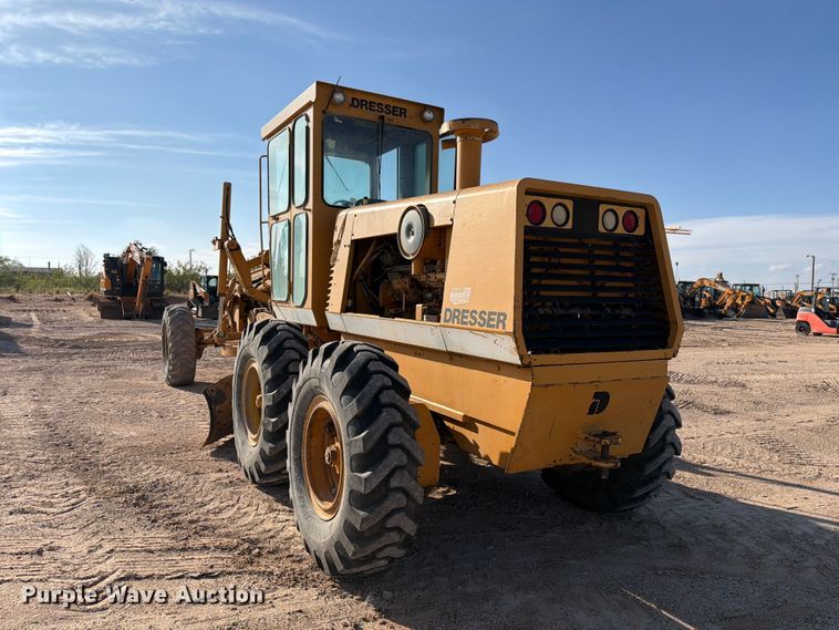 image for item FC0486 Dresser motor grader