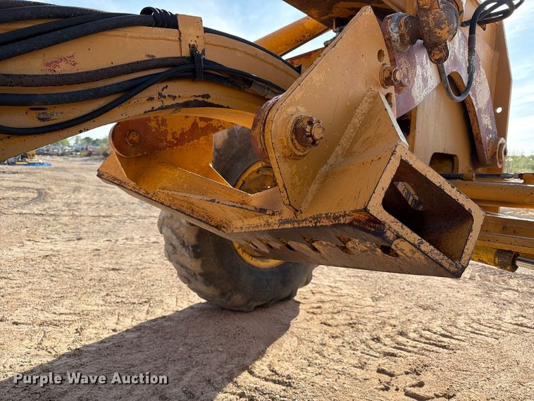 image for item FC0486 Dresser motor grader