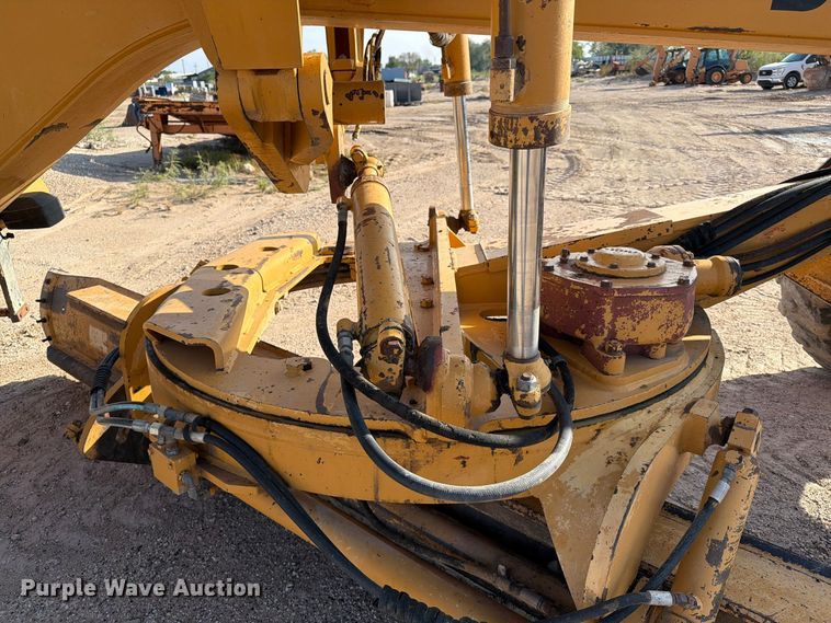 image for item FC0486 Dresser motor grader