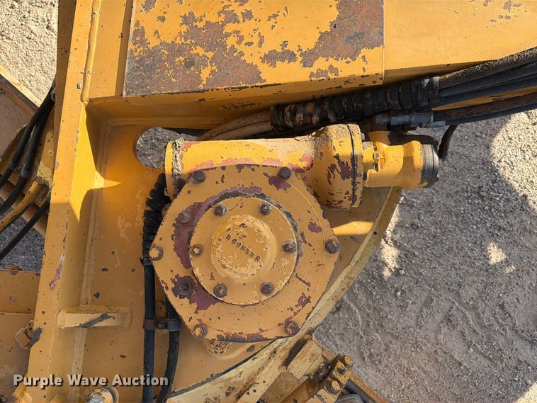 image for item FC0486 Dresser motor grader