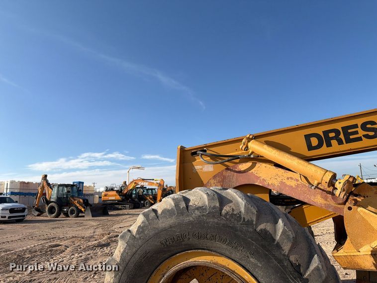 image for item FC0486 Dresser motor grader