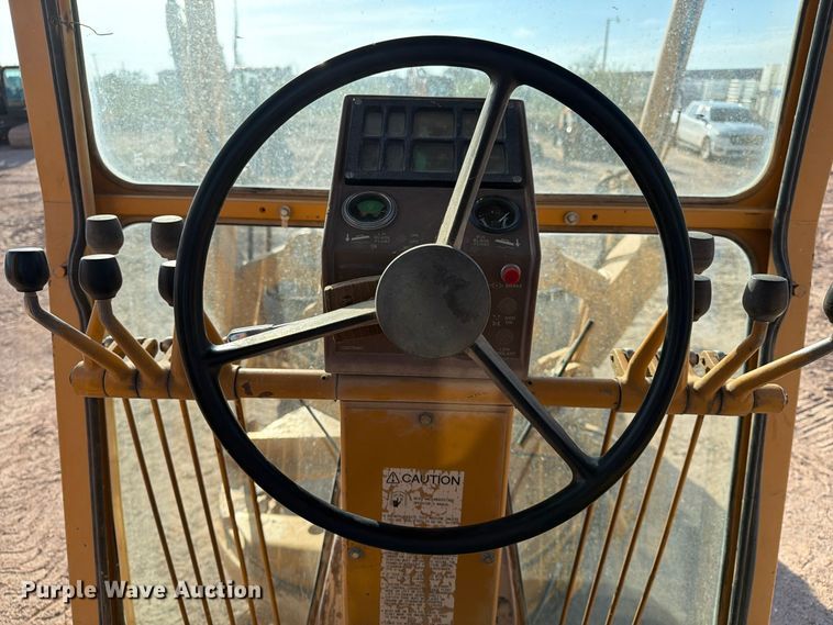 image for item FC0486 Dresser motor grader