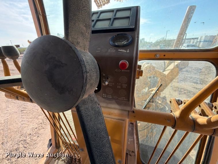 image for item FC0486 Dresser motor grader