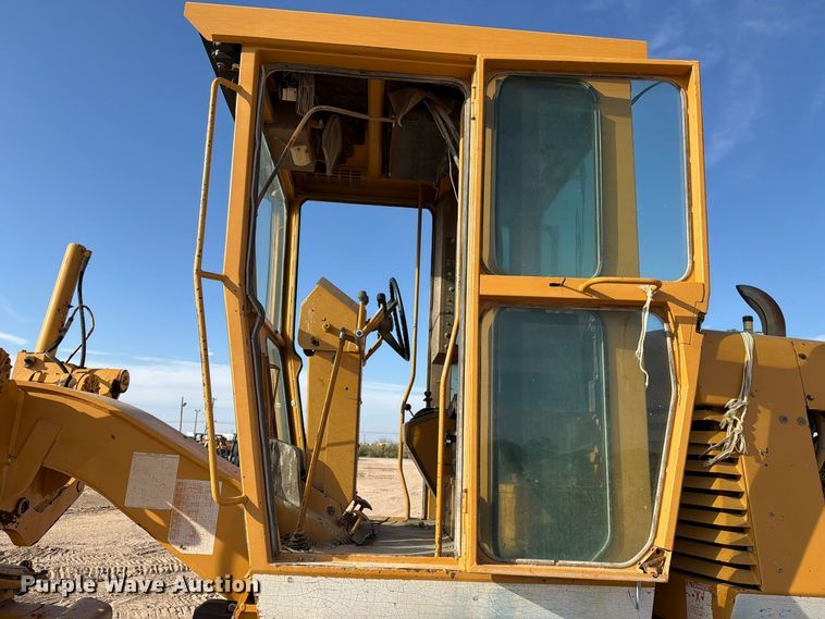 image for item FC0486 Dresser motor grader
