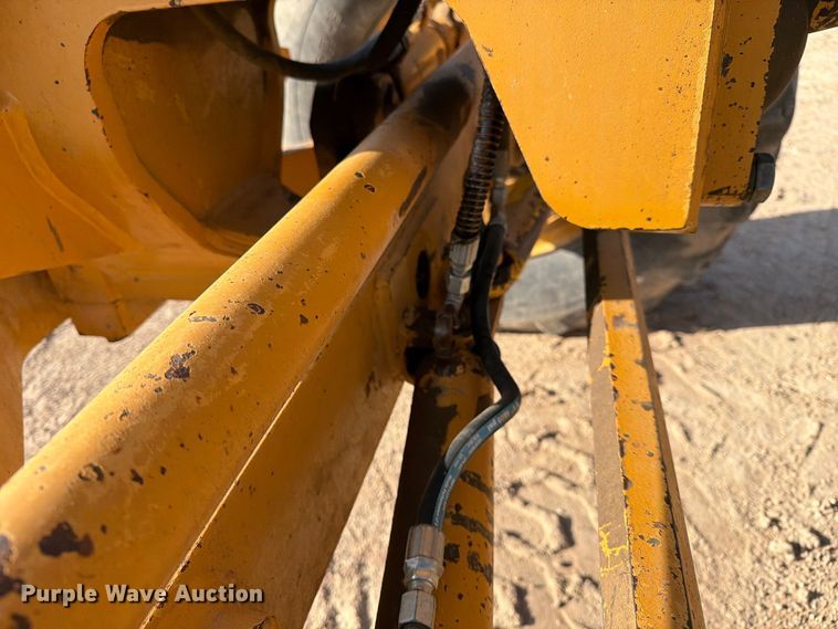 image for item FC0486 Dresser motor grader