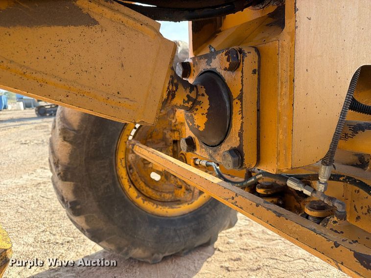 image for item FC0486 Dresser motor grader