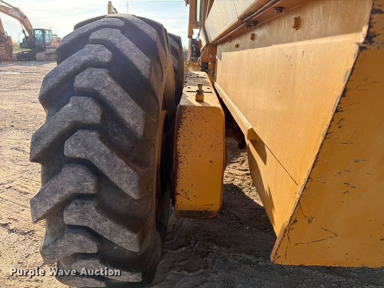 image for item FC0486 Dresser motor grader