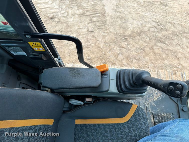 image for item FC0487 2023 Case CX260E Hydraulic excavator