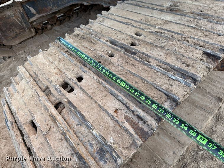 image for item FC0487 2023 Case CX260E Hydraulic excavator