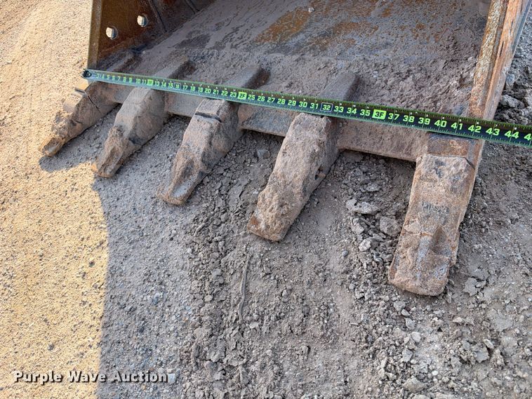 image for item FC0489 2023 Case CX140E Excavator