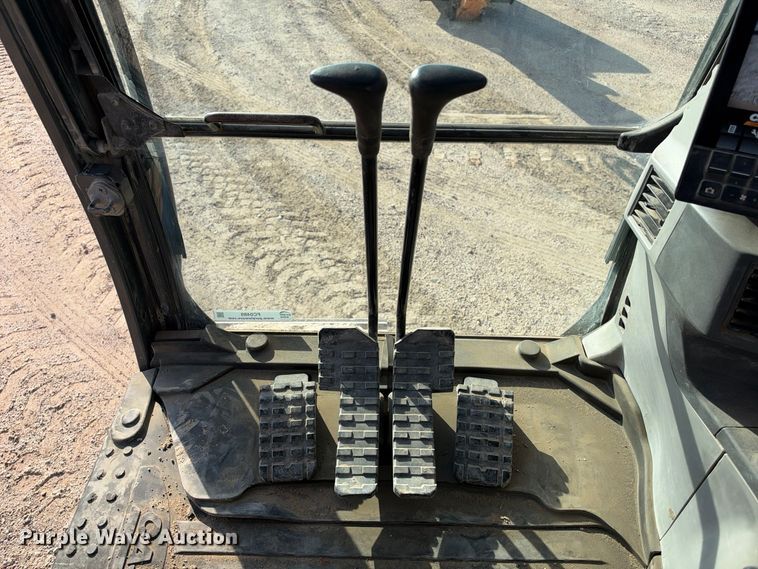 image for item FC0489 2023 Case CX140E Excavator