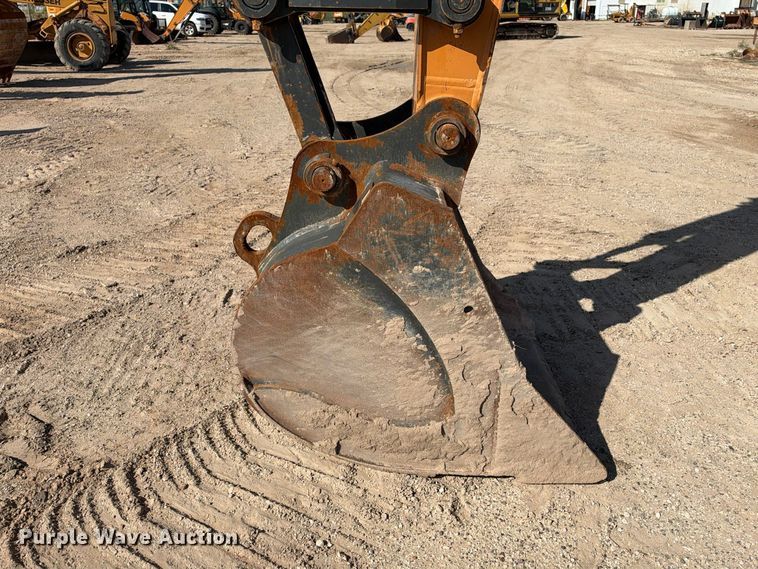 image for item FC0490 Case CX140E excavator