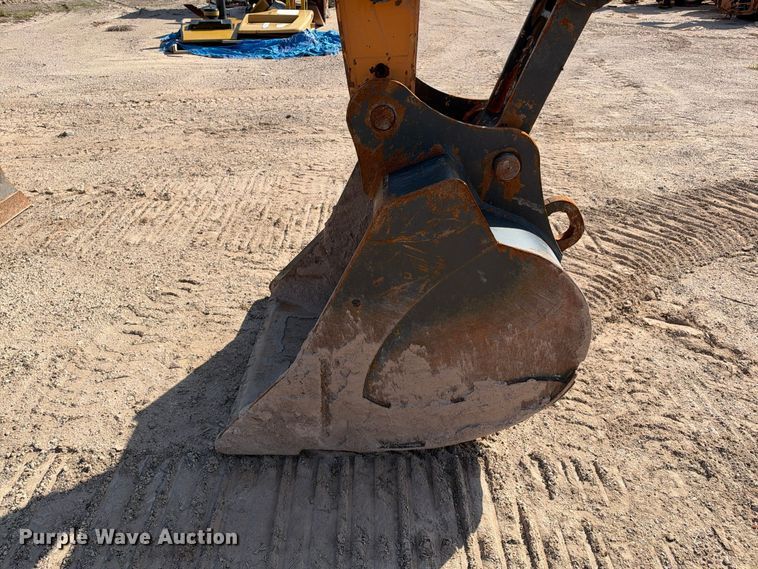 image for item FC0490 Case CX140E excavator