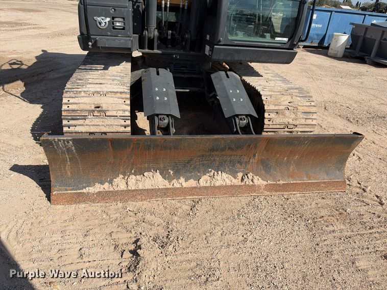 image for item FC0490 Case CX140E excavator