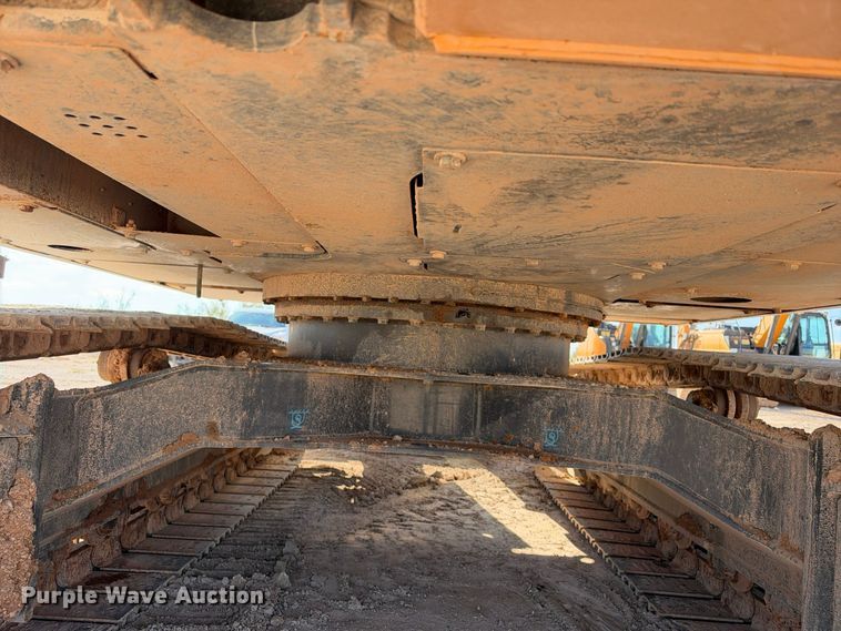 image for item FC0490 Case CX140E excavator