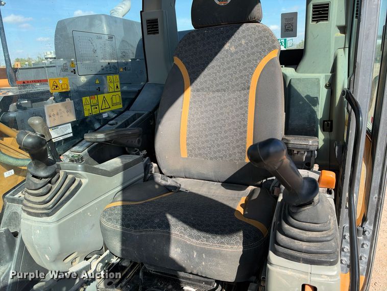 image for item FC0490 Case CX140E excavator