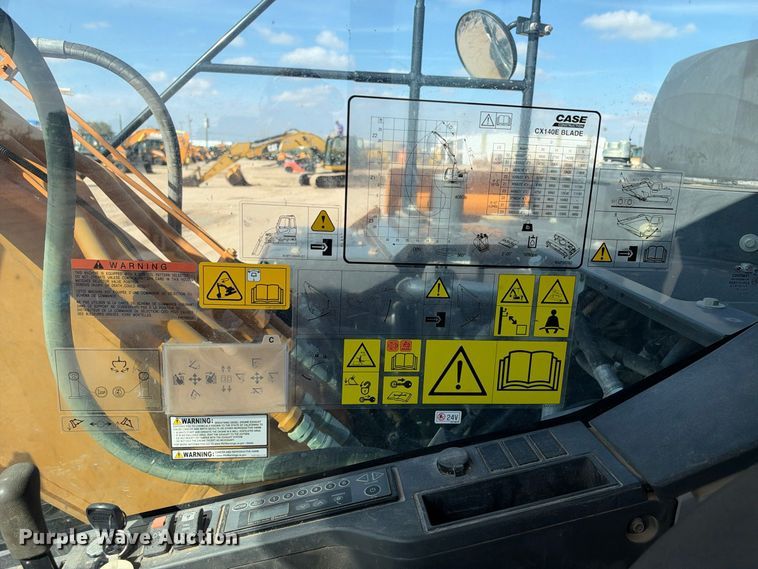 image for item FC0490 Case CX140E excavator