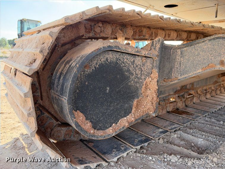 image for item FC0490 Case CX140E excavator