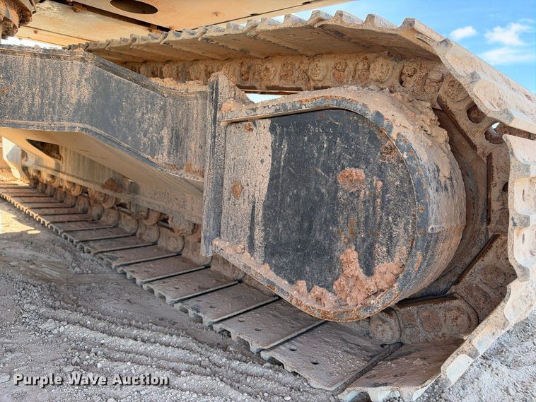 image for item FC0490 Case CX140E excavator