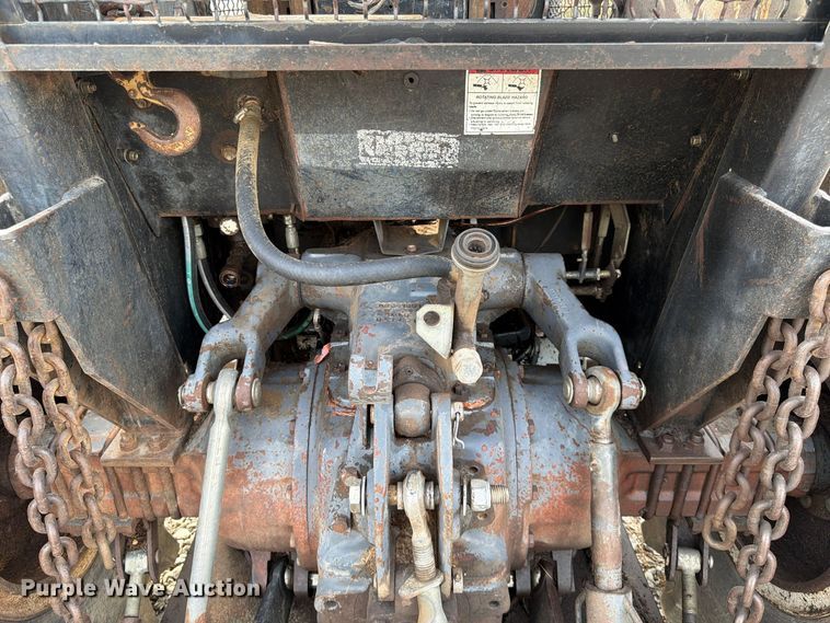 image for item FG0847 2000 New Holland TS110 MFWD tractor