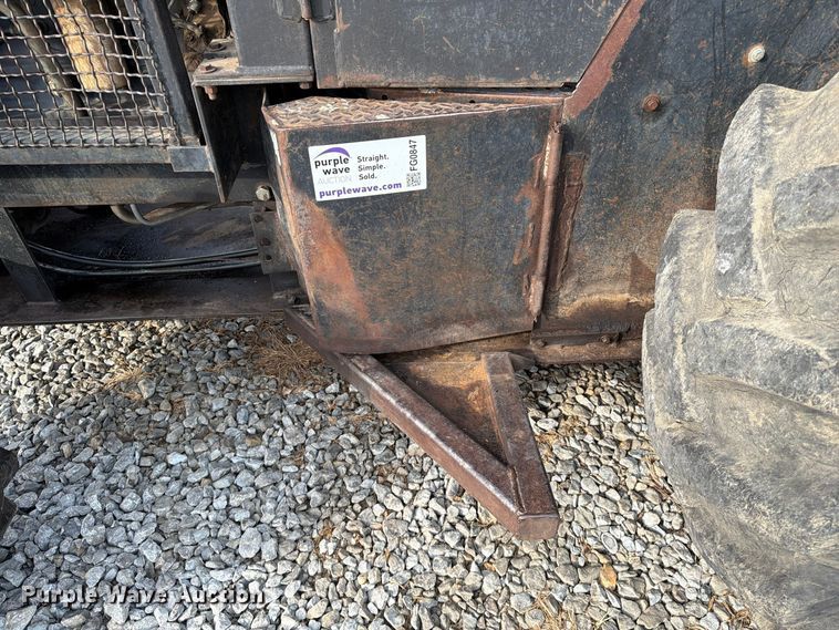 image for item FG0847 2000 New Holland TS110 MFWD tractor