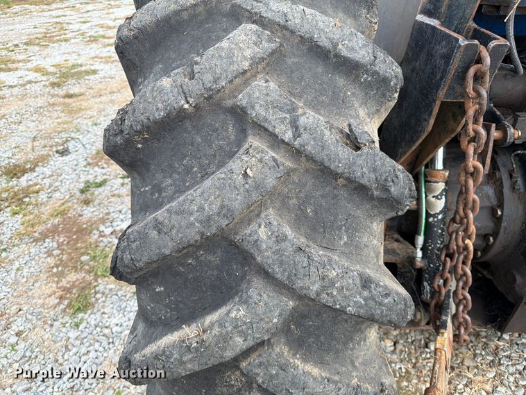 image for item FG0848 2013 New Holland TS6.120 MFWD tractor