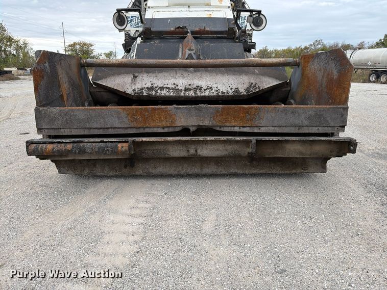 image for item FG0851 2005 Roadtec SB-2500C material transfer vehicle