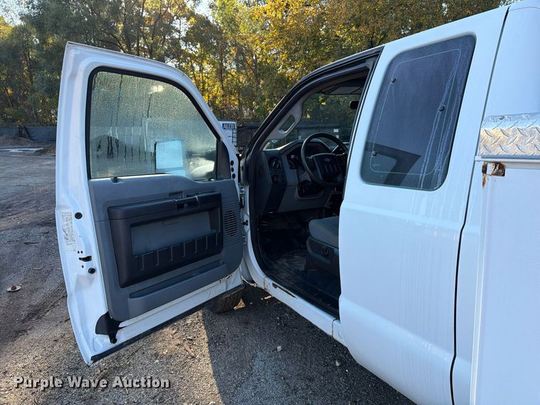2012 Ford F350 SUPER DUTY