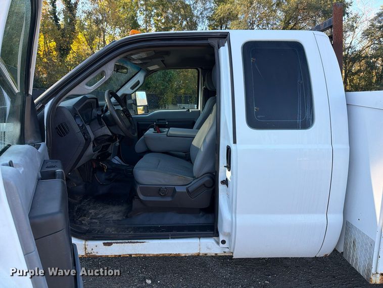 2012 Ford F350 SUPER DUTY