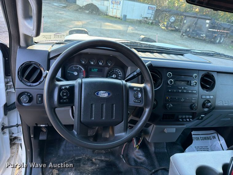 2012 Ford F350 SUPER DUTY