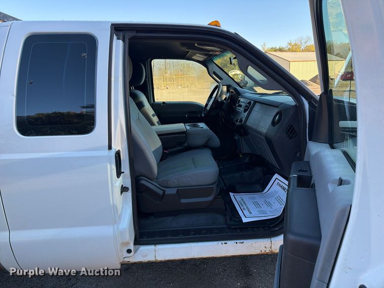 2012 Ford F350 SUPER DUTY