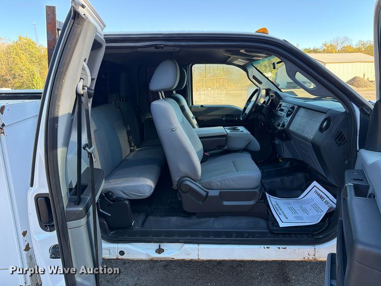 2012 Ford F350 SUPER DUTY