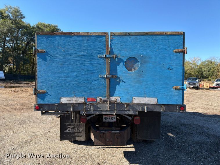 image for item FG3059 1999 International 4700 dump flatbed truck