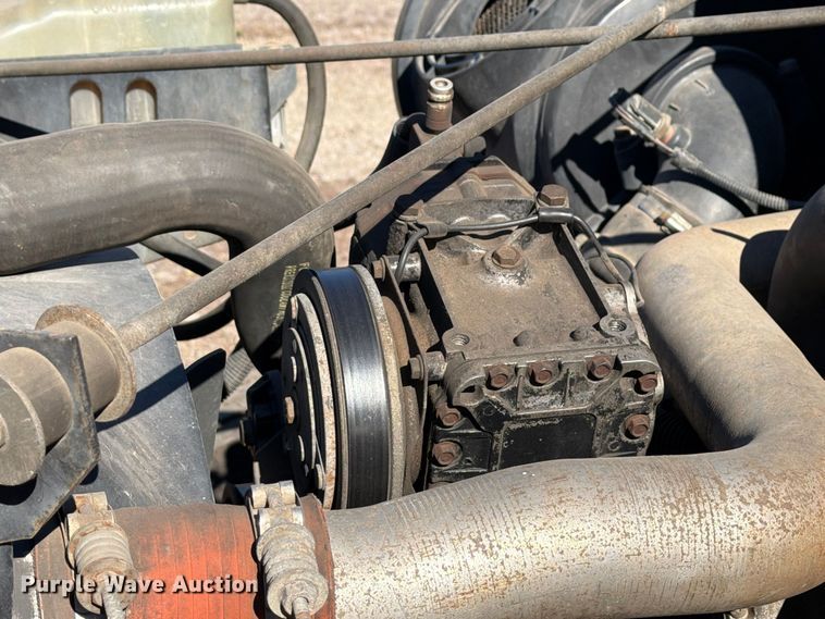 image for item FG3059 1999 International 4700 dump flatbed truck