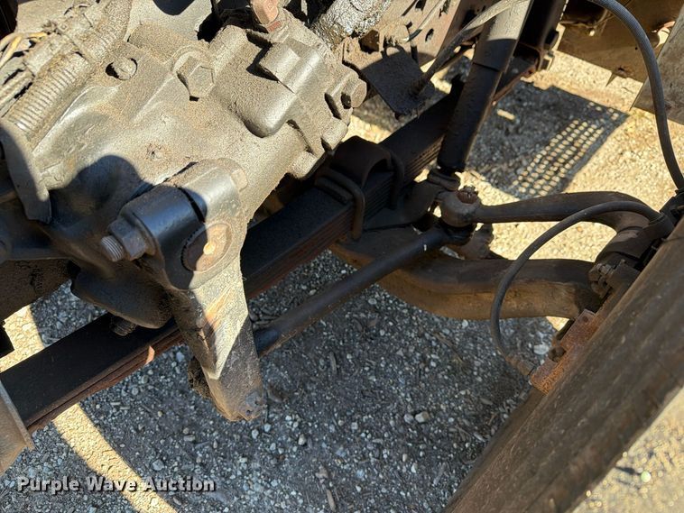 image for item FG3059 1999 International 4700 dump flatbed truck