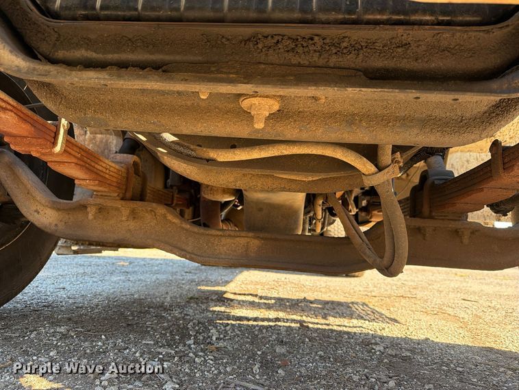 image for item FG3059 1999 International 4700 dump flatbed truck
