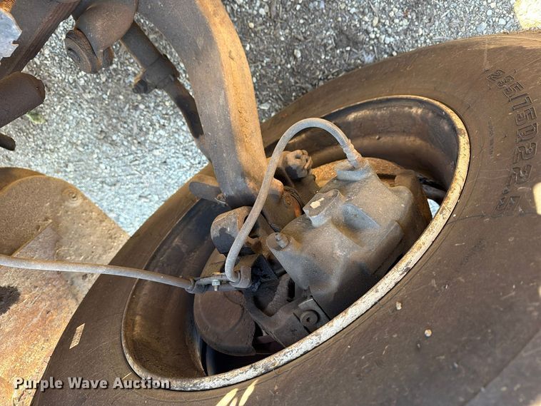 image for item FG3059 1999 International 4700 dump flatbed truck