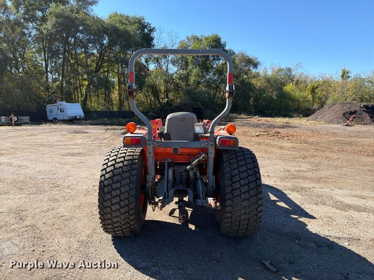 image for item FG3061 Kubota L4330D MFWD tractor