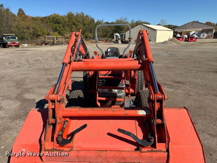 image for item FG3061 Kubota L4330D MFWD tractor