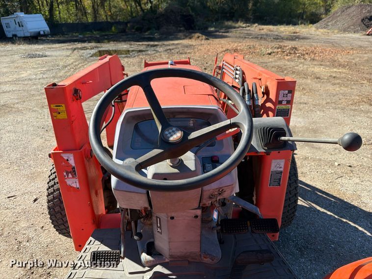 image for item FG3061 Kubota L4330D MFWD tractor