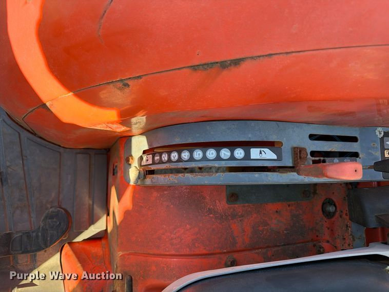 image for item FG3061 Kubota L4330D MFWD tractor
