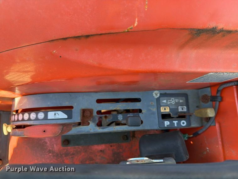 image for item FG3061 Kubota L4330D MFWD tractor