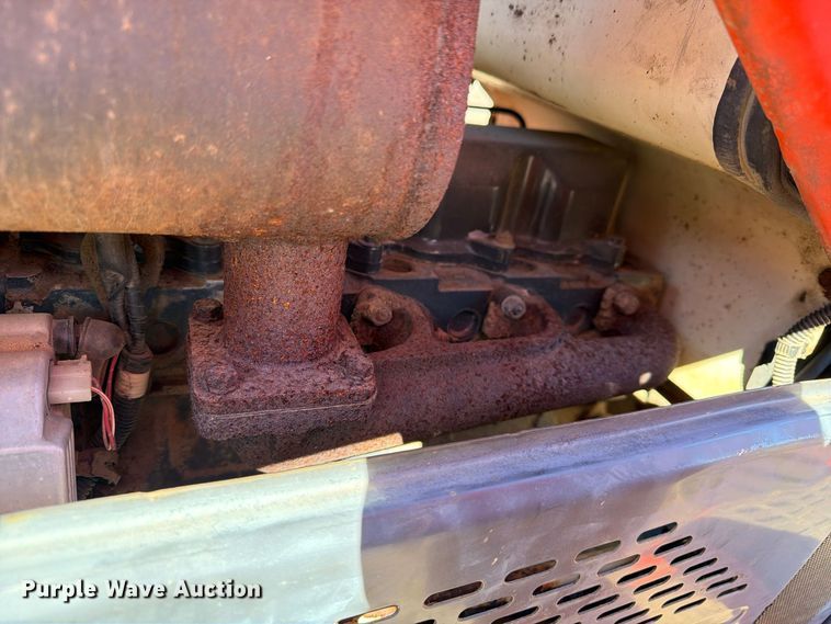 image for item FG3061 Kubota L4330D MFWD tractor