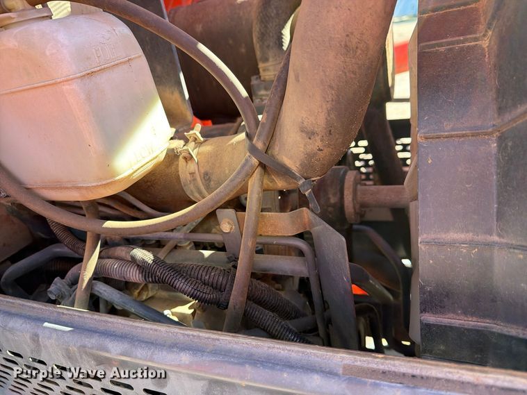 image for item FG3061 Kubota L4330D MFWD tractor