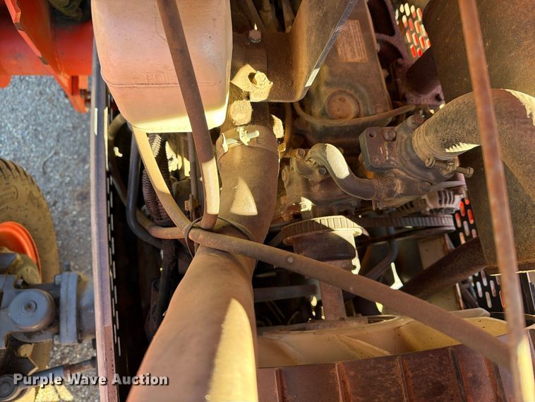 image for item FG3061 Kubota L4330D MFWD tractor