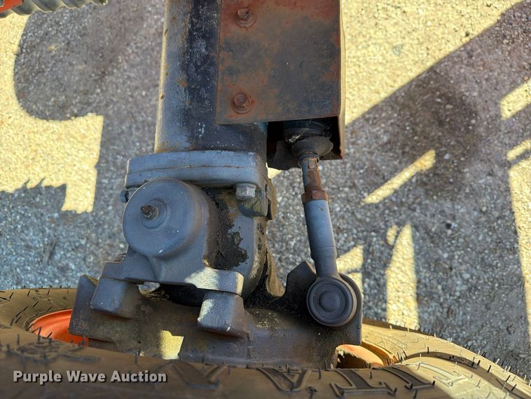 image for item FG3061 Kubota L4330D MFWD tractor
