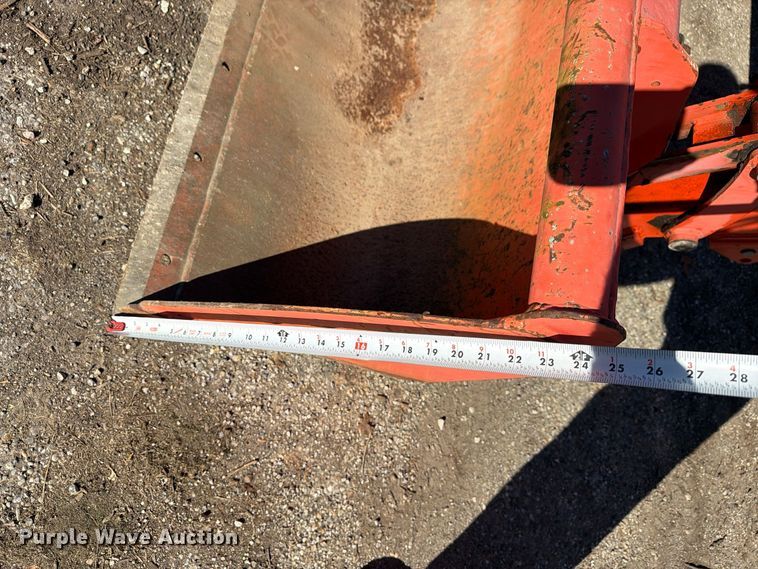 image for item FG3061 Kubota L4330D MFWD tractor